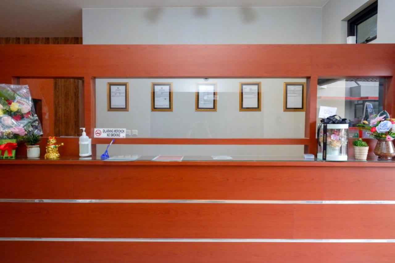 Hotel RedDoorz near Kampus UMP Purwokerto 2 Sumbang Zewnętrze zdjęcie