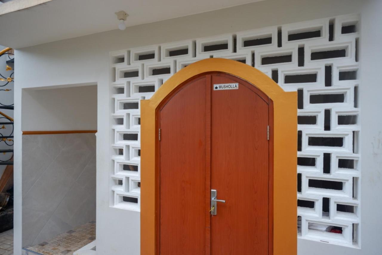 Hotel RedDoorz near Kampus UMP Purwokerto 2 Sumbang Zewnętrze zdjęcie